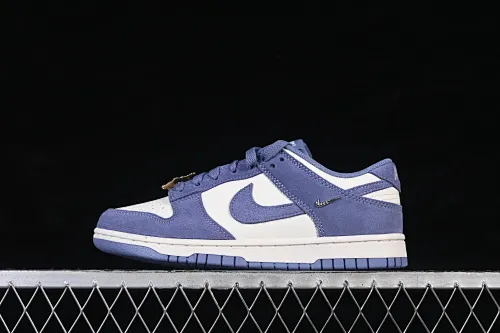 All Categories Nk SB Dunk Series Nk SB Dunk Low Low-top sneakers Nike SB Dunk Low Year of the Horse Blue and White Low-top casual sneakers IB4417-103
